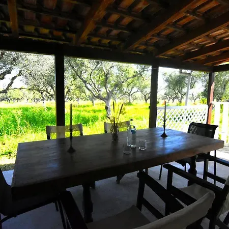 Casa Katina , In Lagana, Agrilia Area Дом отдыха