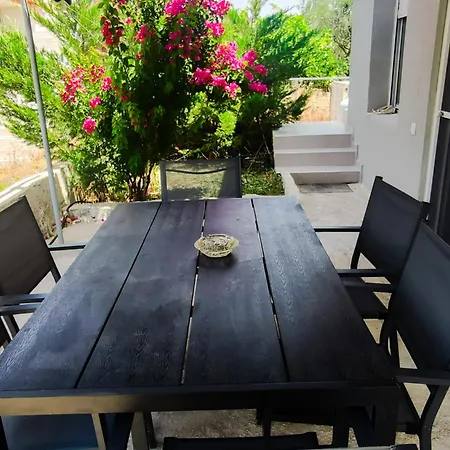 Дом отдыха Casa Katina , In Lagana, Agrilia Area Лаганас