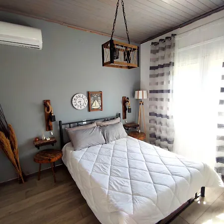 Дом отдыха Casa Katina , In Lagana, Agrilia Area
