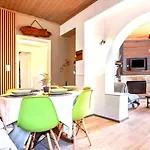 Casa Katina , In Lagana, Agrilia Area