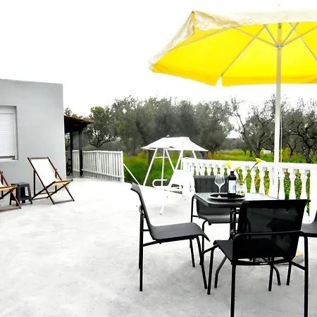Casa Katina , In Lagana, Agrilia Area لاغاناس