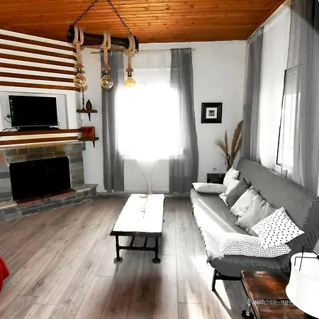 Casa Katina , In Lagana, Agrilia Area لاغاناس